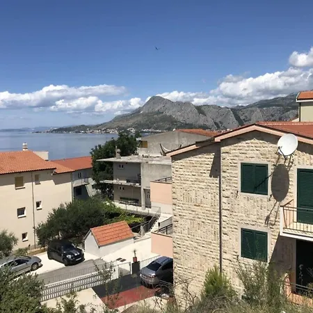 Borzic - One Bedroom With Terarce And Sea View Omiš