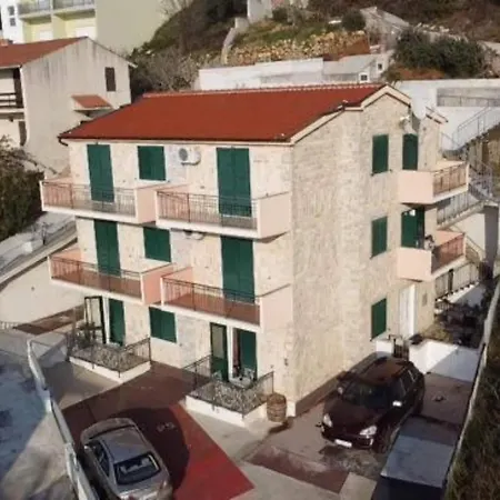 아파트 Borzic - One Bedroom With Terarce And Sea View *